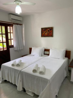 Apartamento Espaçoso a 3 Minutos a Pé da Praia de Taperapuã, Acomoda até 8 Pessoas!